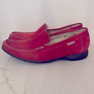 Mephisto Red Suede 9.5 Women’s Loafer or Driver